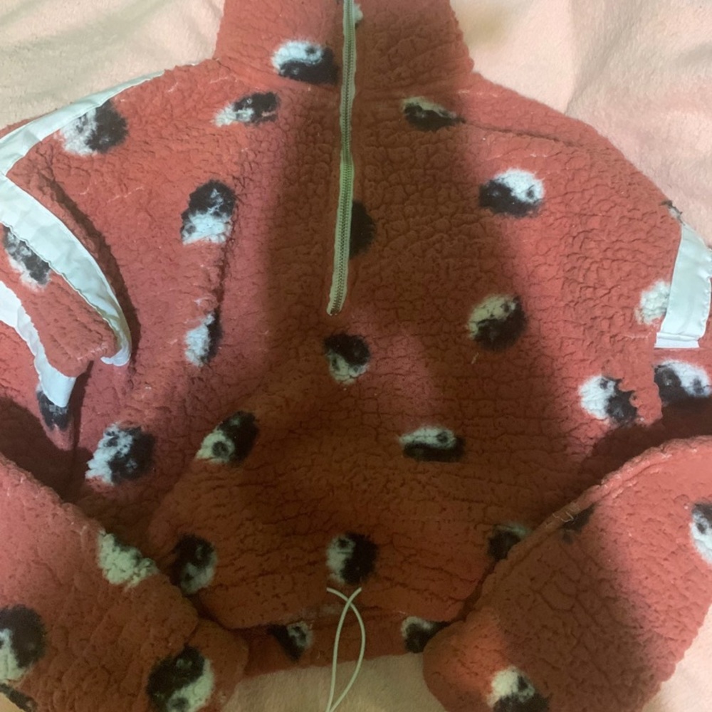 Yin Yang teddybear crop sweater